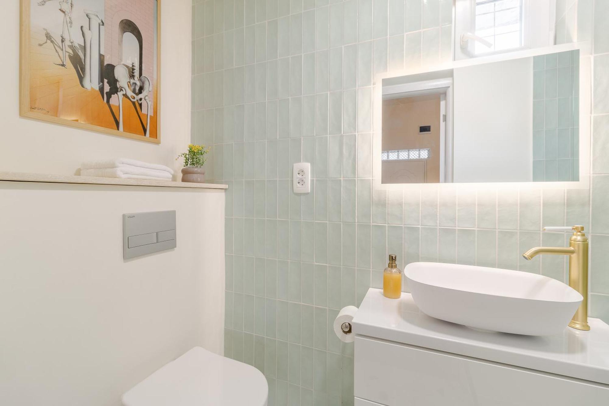 Apartament Ultra-Central Premium Cu Parcare Gratuita Pe Malul Crisului 오라데아 외부 사진